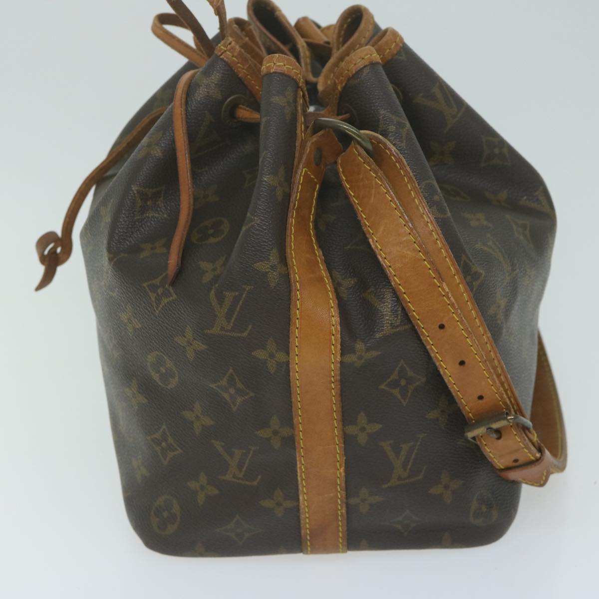 LOUIS VUITTON Monogram Petit Noe Shoulder Bag M42226 LV Auth 63348