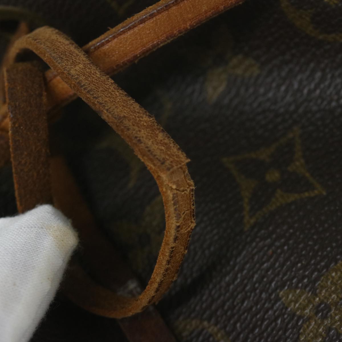 LOUIS VUITTON Monogram Petit Noe Shoulder Bag M42226 LV Auth 63348