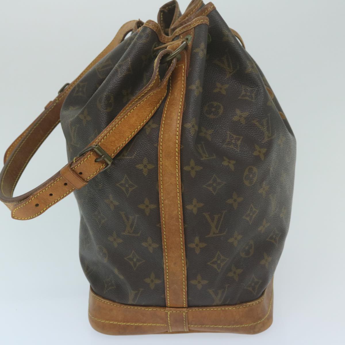 LOUIS VUITTON Monogram Noe Shoulder Bag M42224 LV Auth 63351