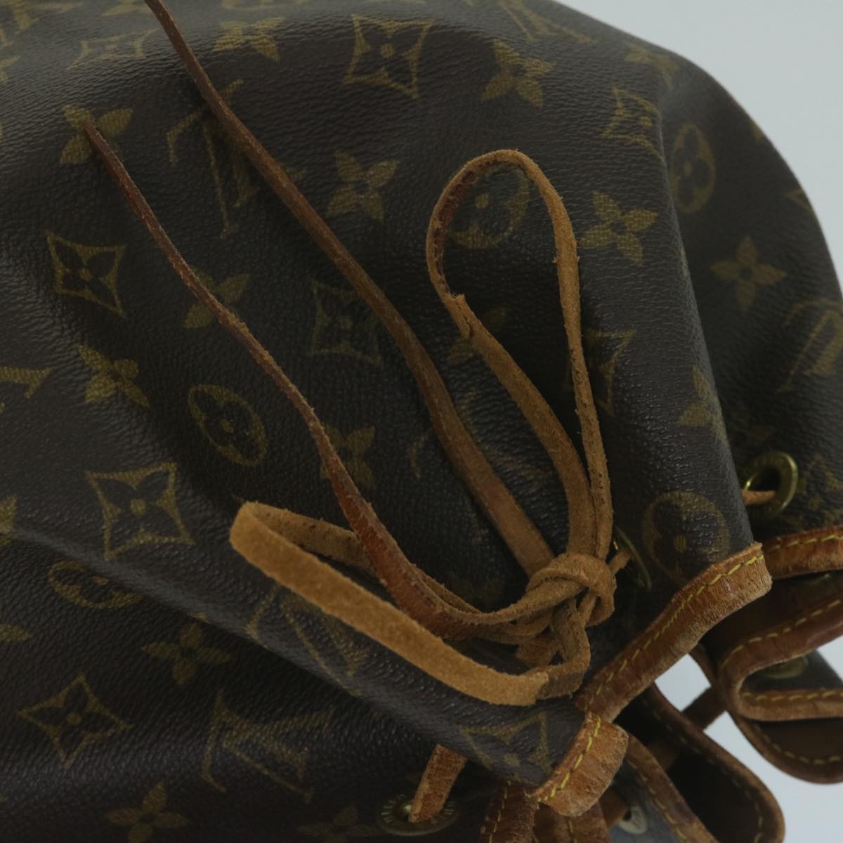 LOUIS VUITTON Monogram Noe Shoulder Bag M42224 LV Auth 63352