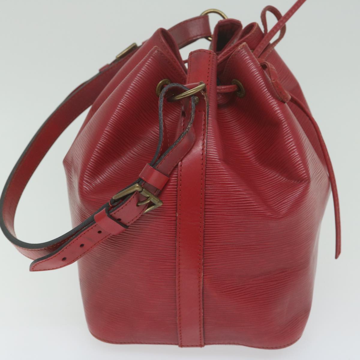 LOUIS VUITTON Epi Petit Noe Shoulder Bag Red M44107 LV Auth 63355