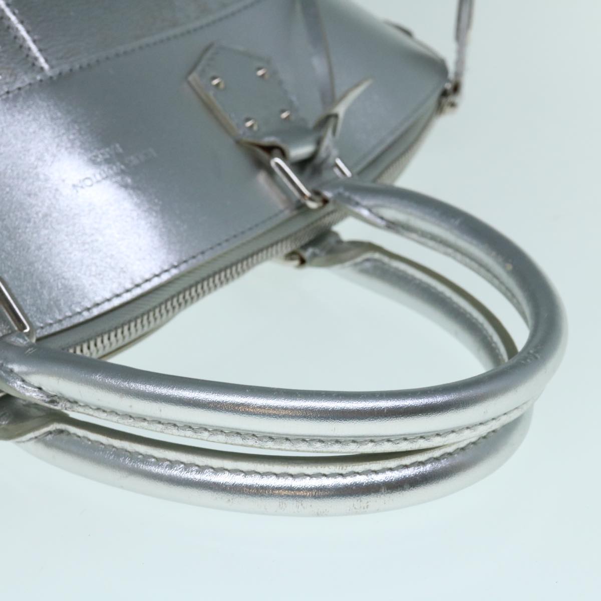 LOUIS VUITTON Suhari Lockit MM Hand Bag Leather Silver M95600 LV Auth 63369