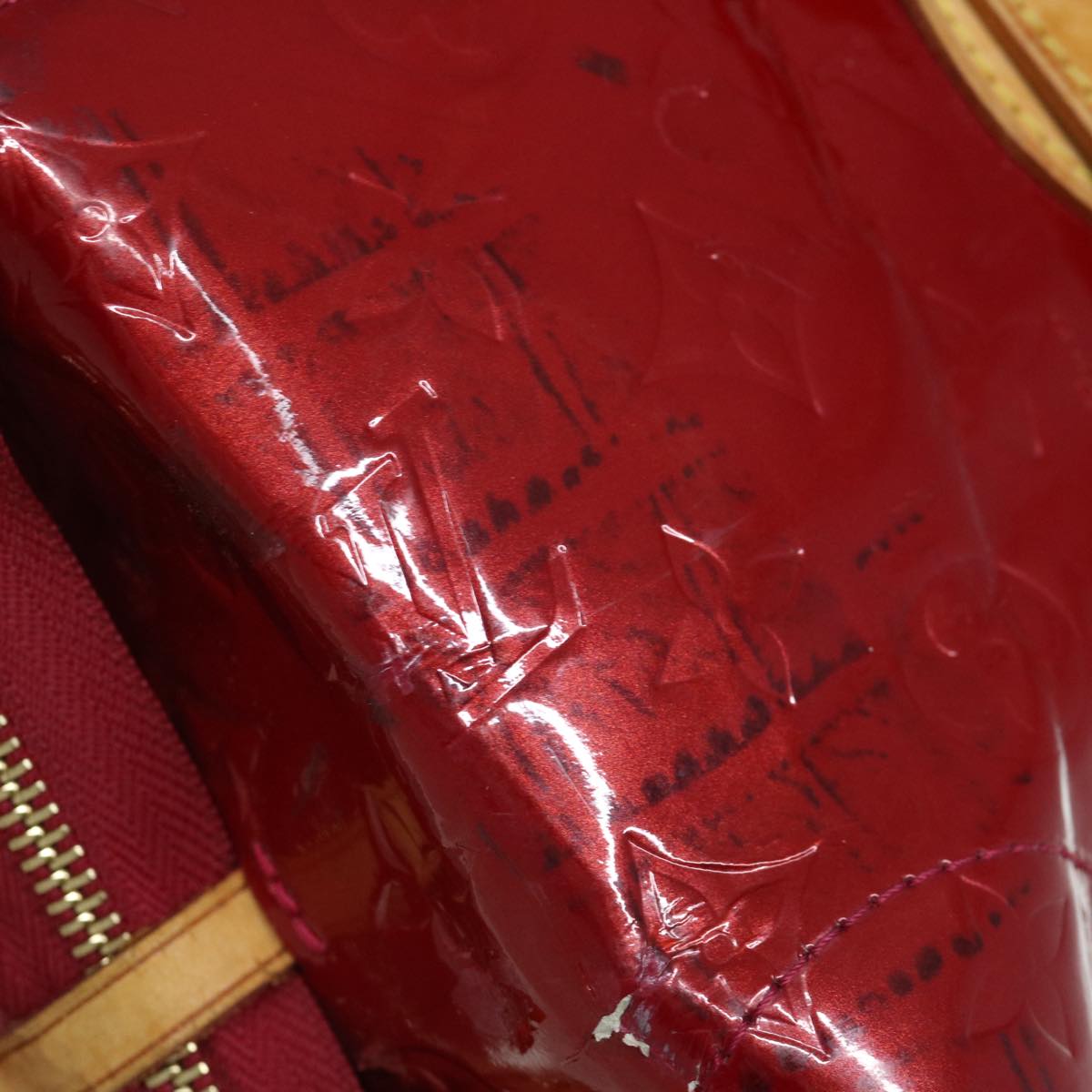 LOUIS VUITTON Vernis Rosewood Avenue Hand Bag Pomme D'amour M93507 LV Auth 63498