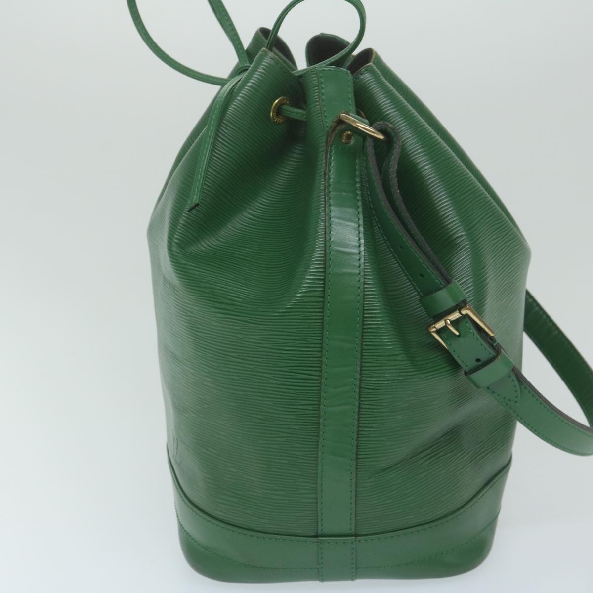 LOUIS VUITTON Epi Noe Shoulder Bag Green M44004 LV Auth 63540