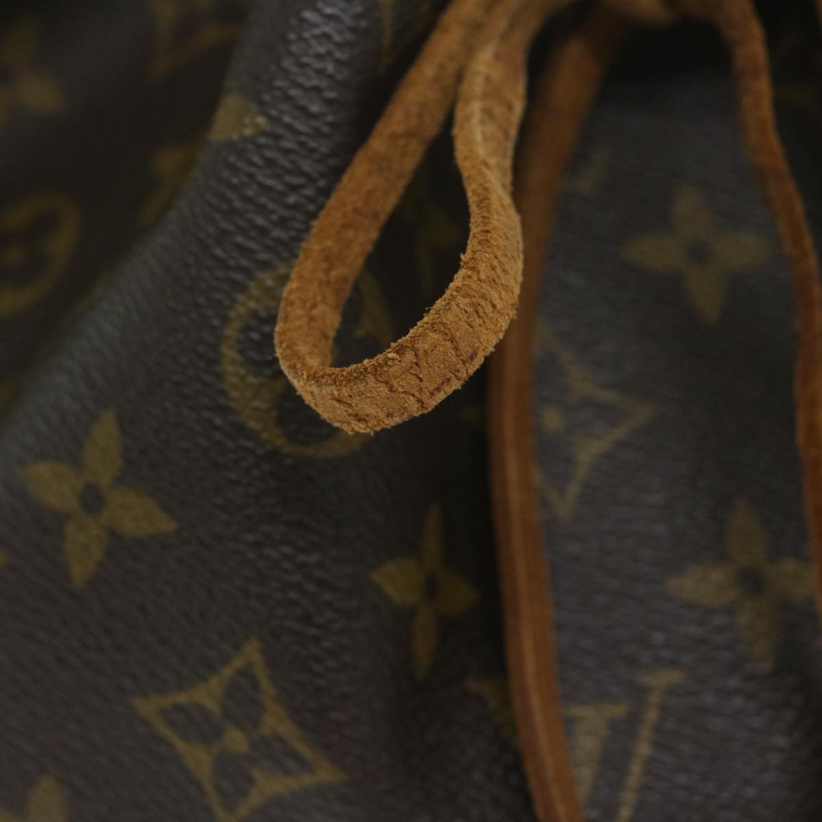 LOUIS VUITTON Monogram Petit Noe Shoulder Bag M42226 LV Auth 63596