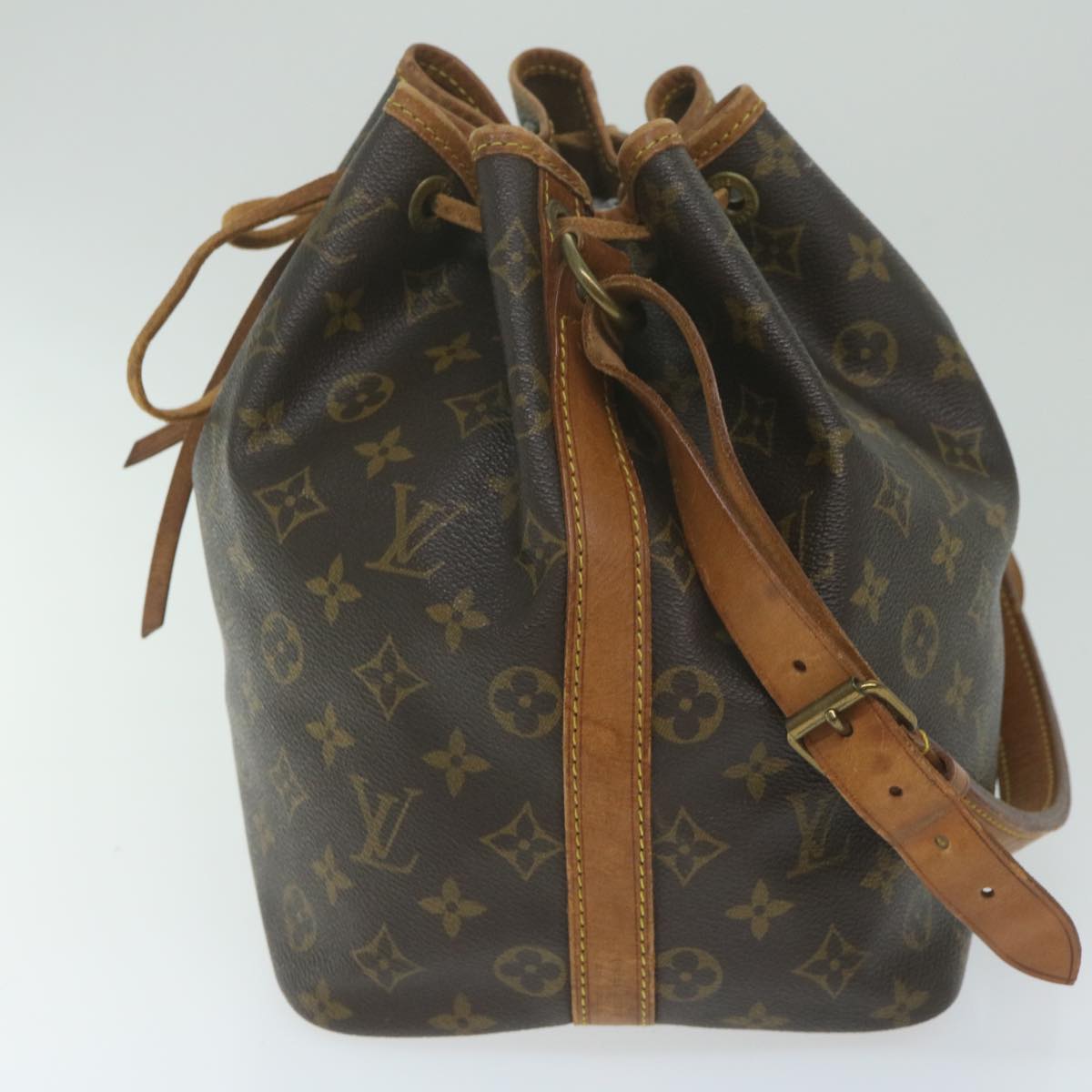 LOUIS VUITTON Monogram Petit Noe Shoulder Bag M42226 LV Auth 63596