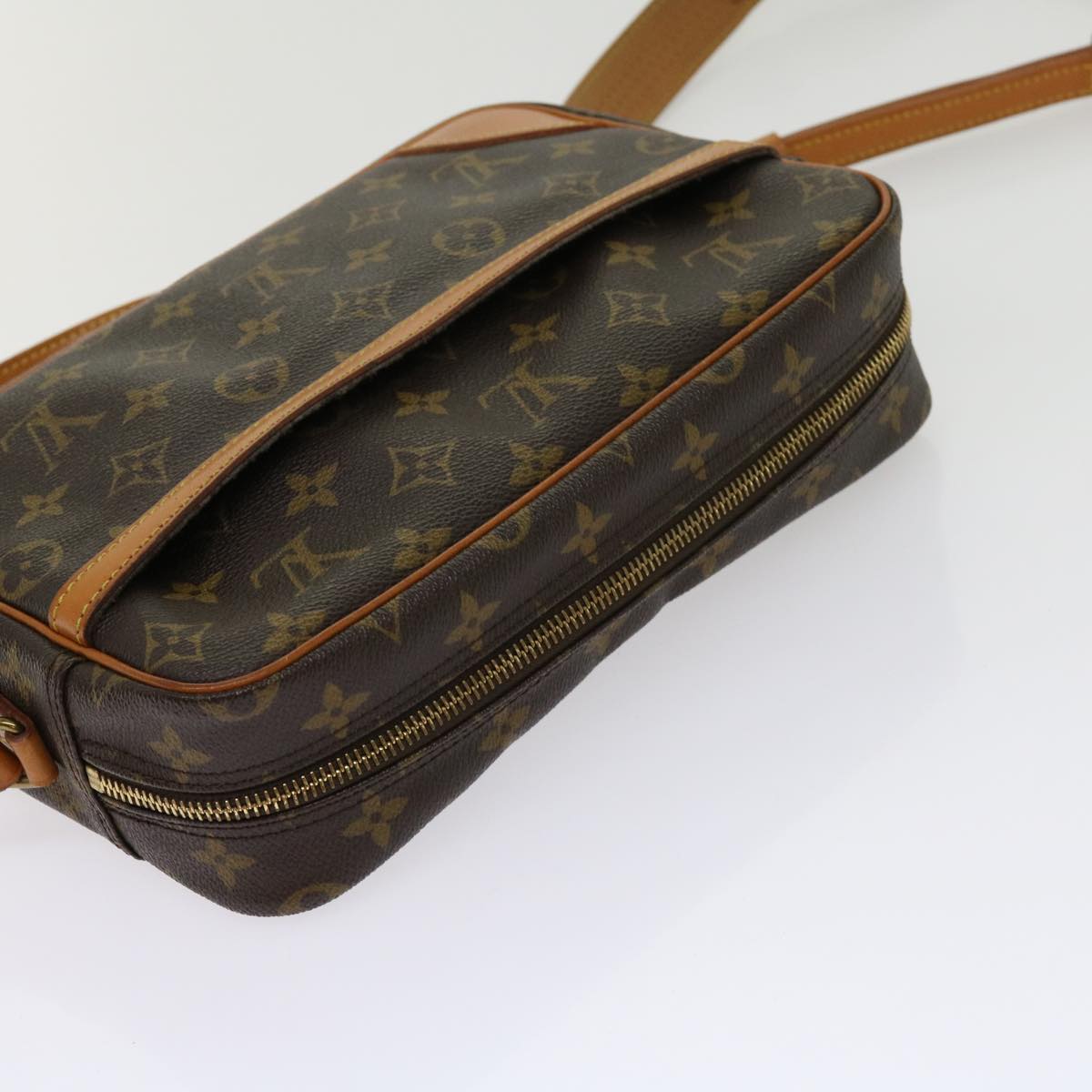 LOUIS VUITTON Monogram Trocadero 27 Shoulder Bag M51274 LV Auth 63641