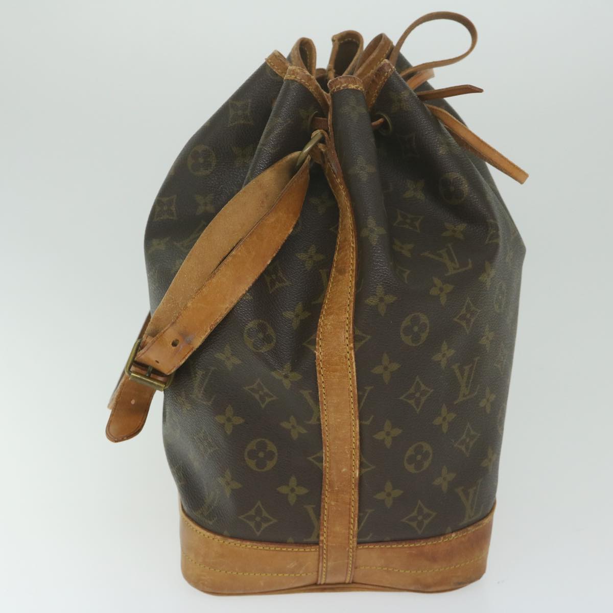 LOUIS VUITTON Monogram Noe Shoulder Bag M42224 LV Auth 63682