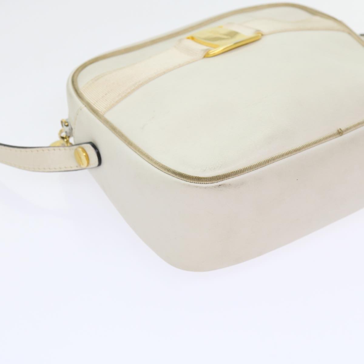 Salvatore Ferragamo Shoulder Bag Leather White Auth 63692