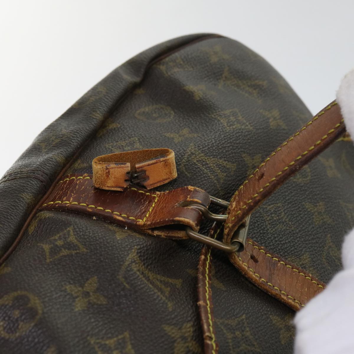 LOUIS VUITTON Monogram Saumur 35 Shoulder Bag M42254 LV Auth 63714