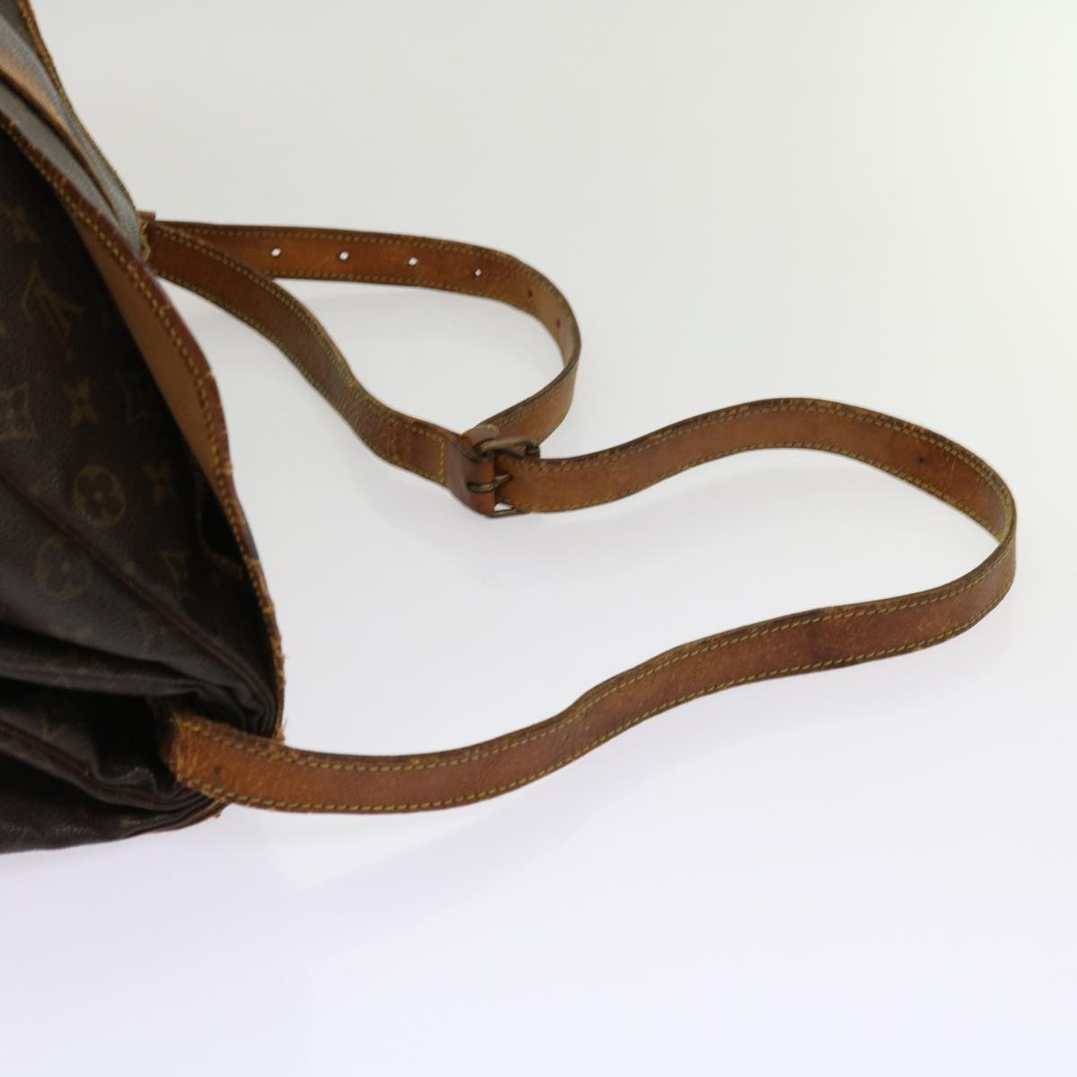 LOUIS VUITTON Monogram Saumur 35 Shoulder Bag M42254 LV Auth 63714