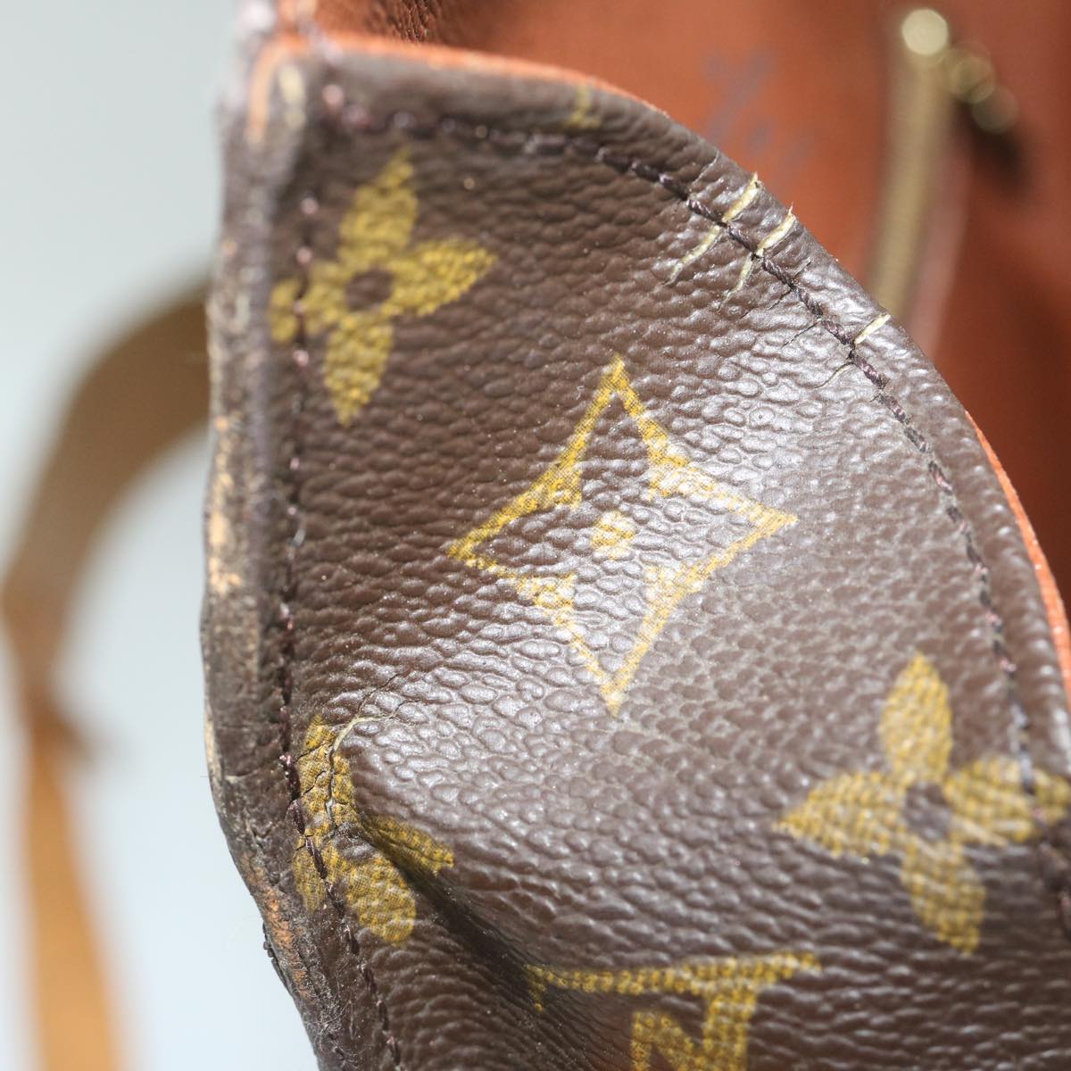 LOUIS VUITTON Monogram Saint Cloud GM Shoulder Bag M51242 LV Auth 63737