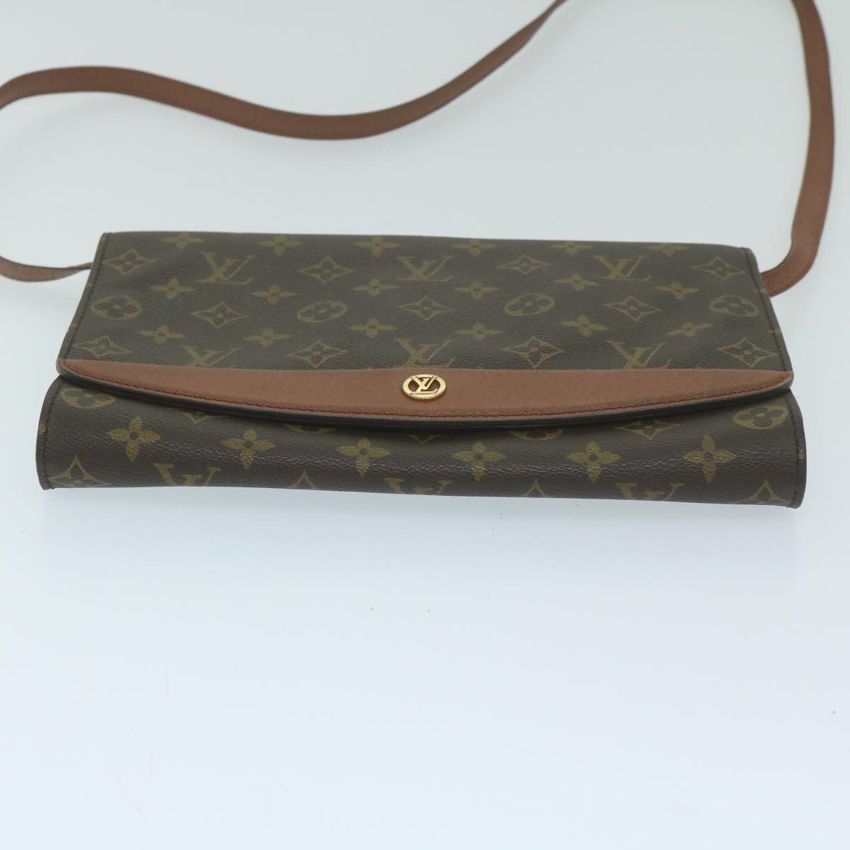 LOUIS VUITTON Monogram Bordeaux 27 Shoulder Bag M51797 LV Auth 63759