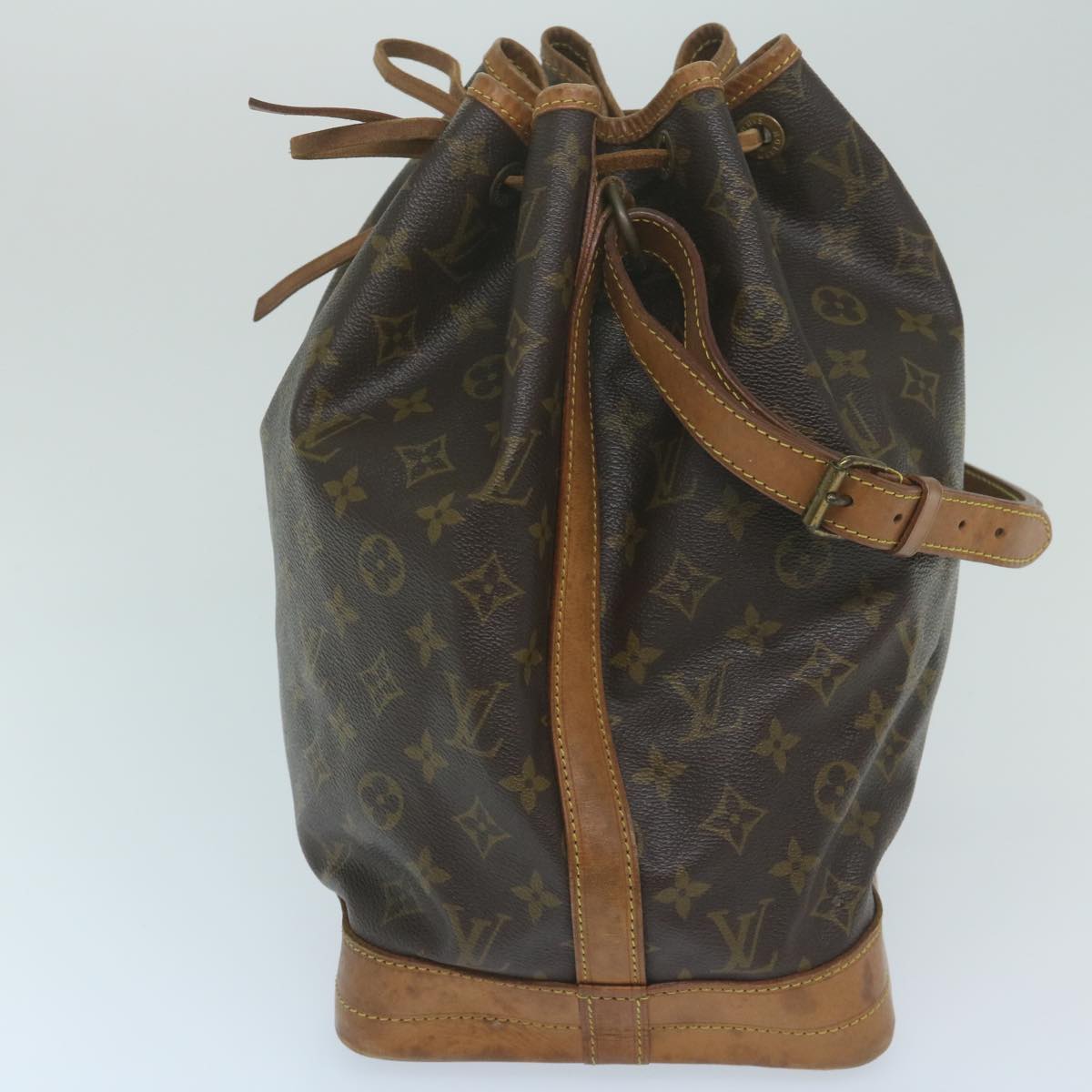 LOUIS VUITTON Monogram Noe Shoulder Bag M42224 LV Auth 63777