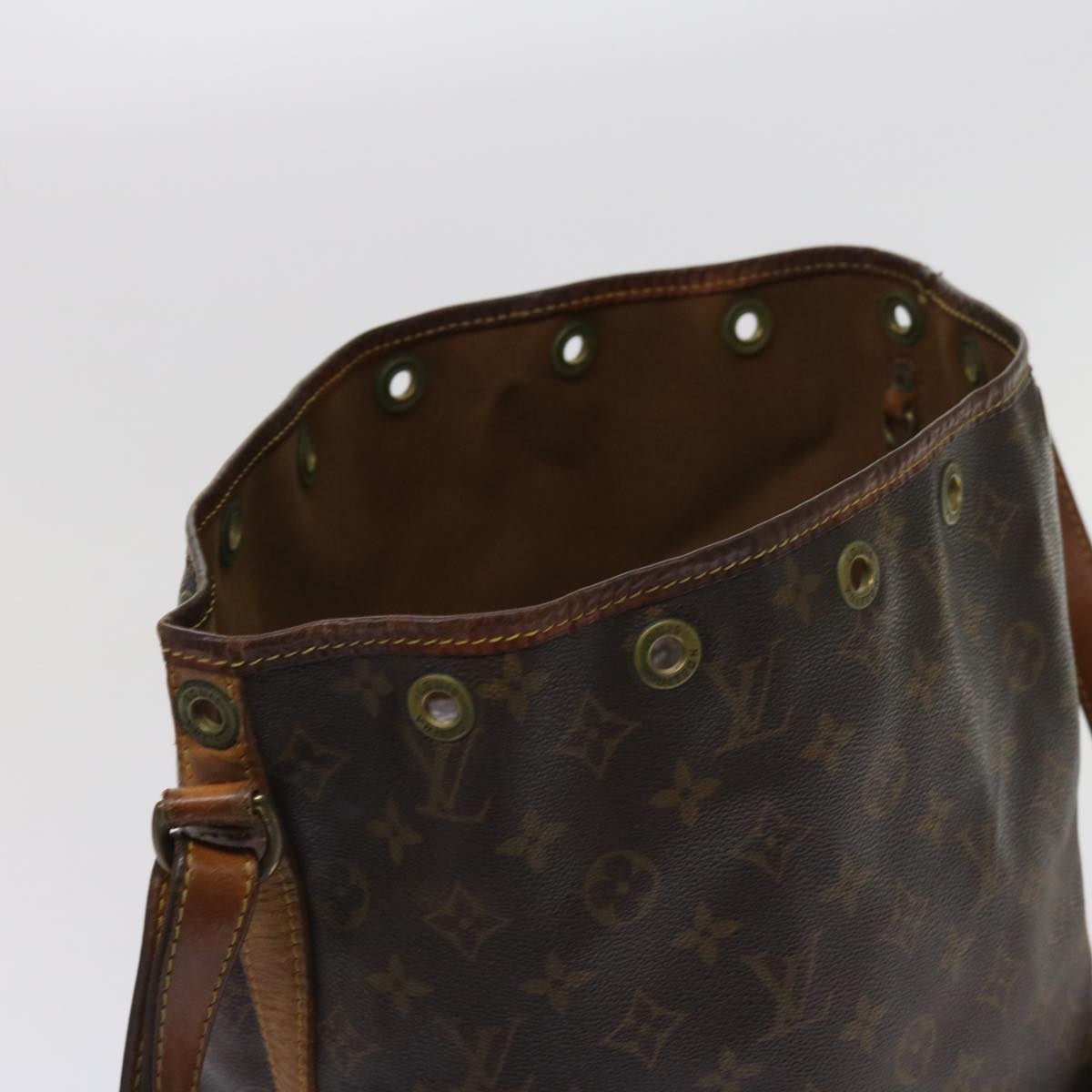 LOUIS VUITTON Monogram Petit Noe Shoulder Bag M42226 LV Auth 63788