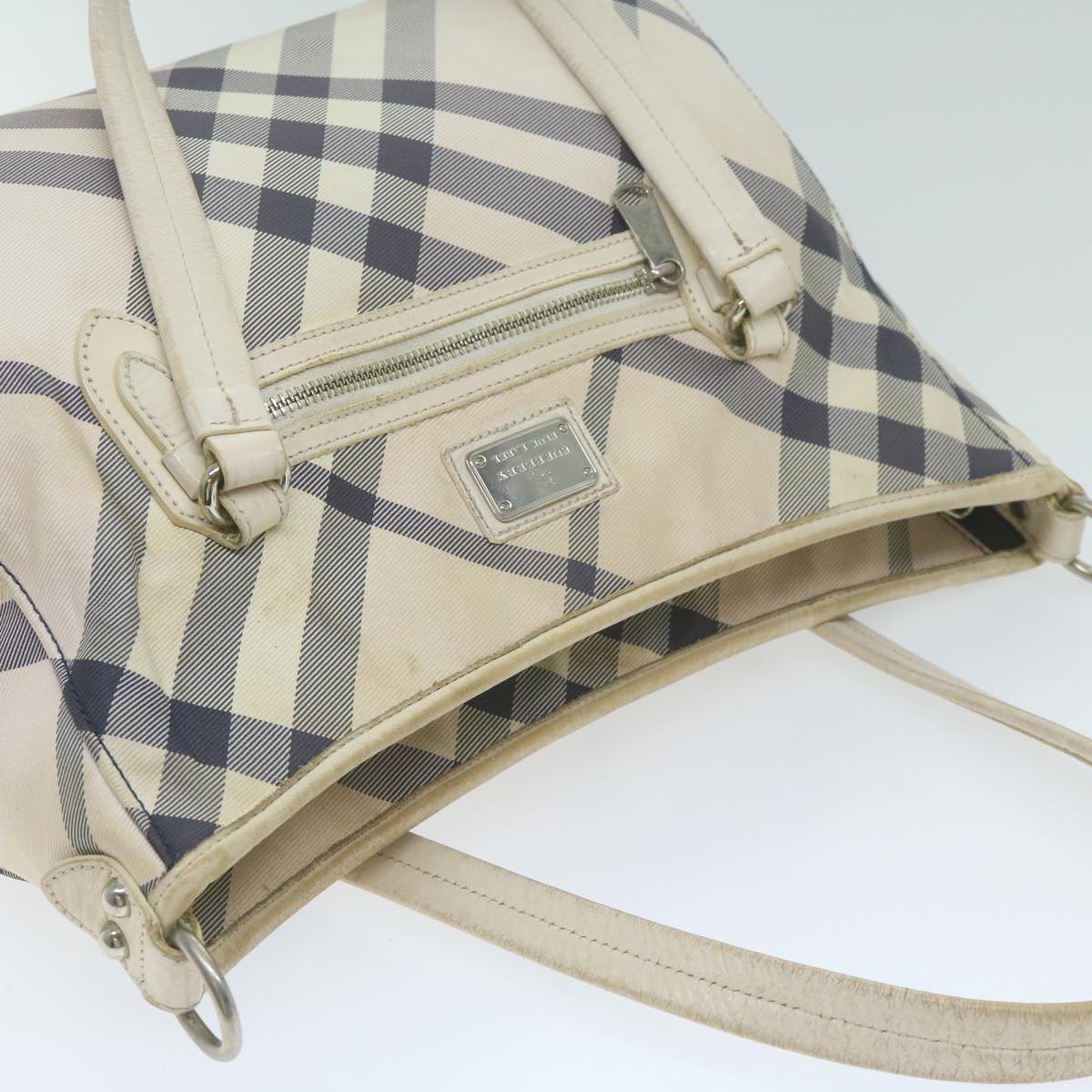 BURBERRY Nova Check Blue Label Shoulder Bag Nylon White Auth 63904