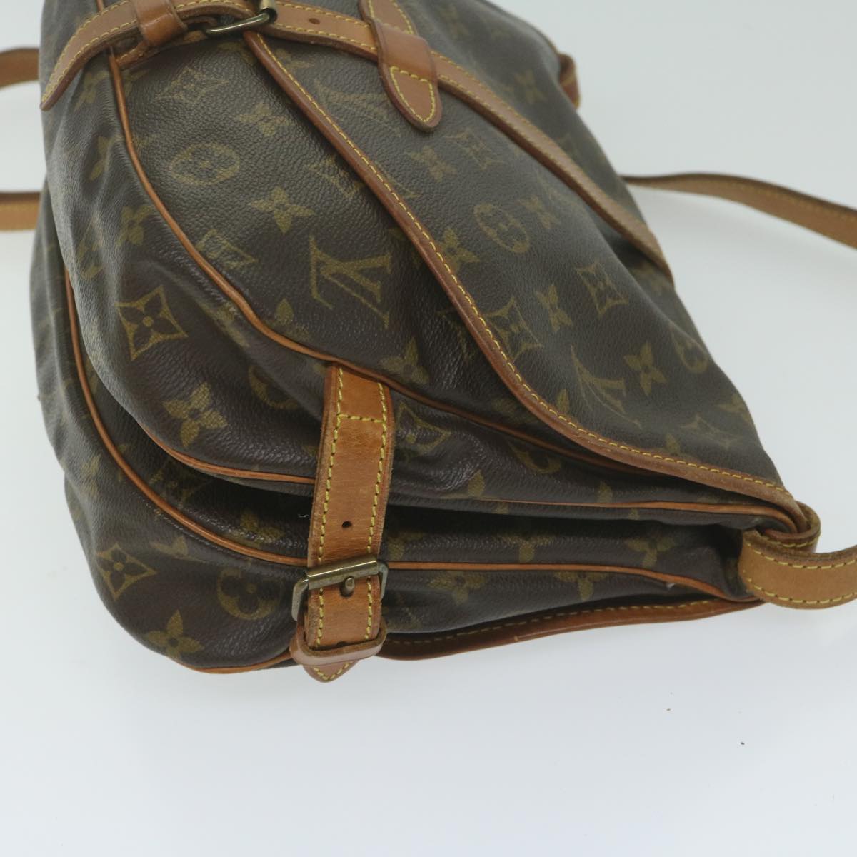 LOUIS VUITTON Monogram Saumur 30 Shoulder Bag M42256 LV Auth 63934