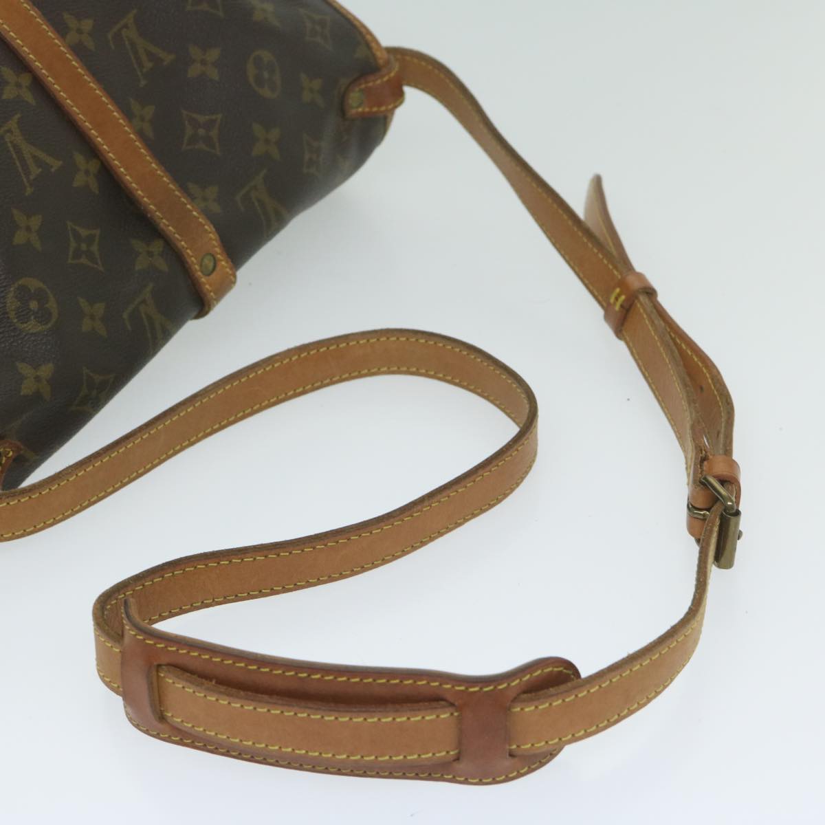 LOUIS VUITTON Monogram Saumur 30 Shoulder Bag M42256 LV Auth 63934