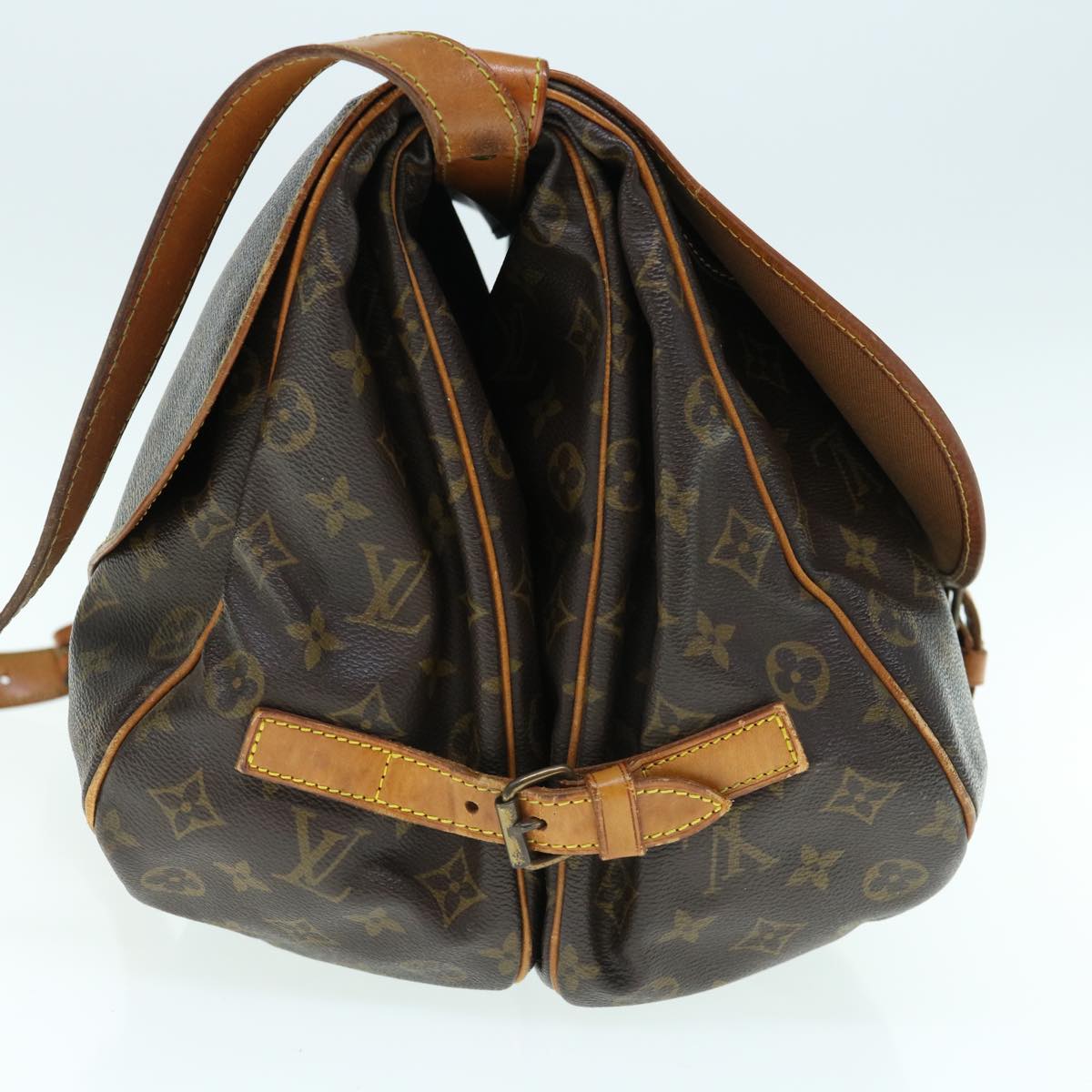 LOUIS VUITTON Monogram Saumur 35 Shoulder Bag M42254 LV Auth 63955