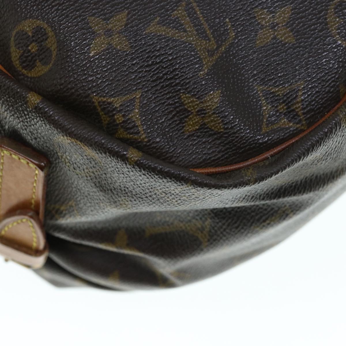 LOUIS VUITTON Monogram Saumur 35 Shoulder Bag M42254 LV Auth 63956