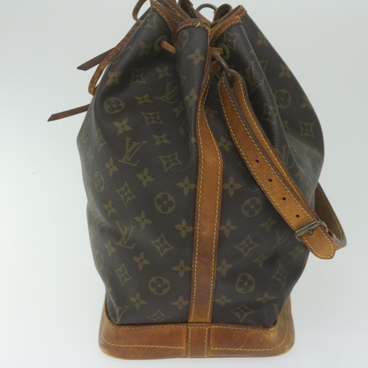 LOUIS VUITTON Monogram Noe Shoulder Bag M42224 LV Auth 63963