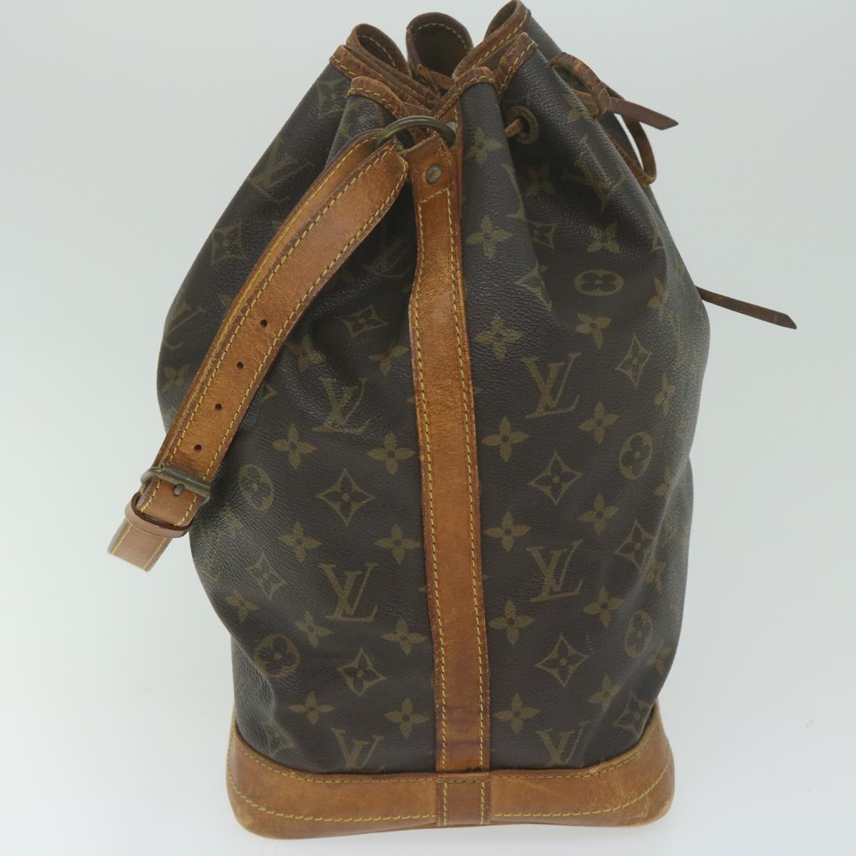 LOUIS VUITTON Monogram Noe Shoulder Bag M42224 LV Auth 63963