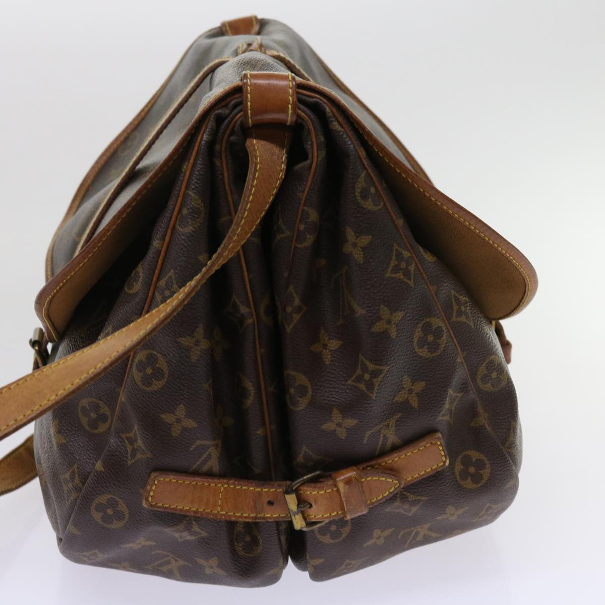 LOUIS VUITTON Monogram Saumur 35 Shoulder Bag M42254 LV Auth 64074