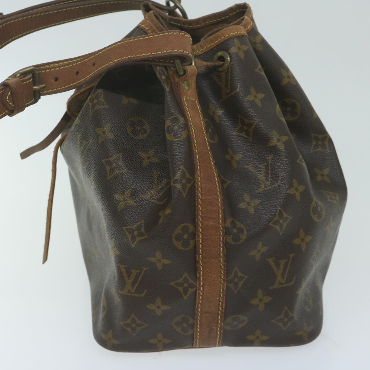 LOUIS VUITTON Monogram Petit Noe Shoulder Bag M42226 LV Auth 64088