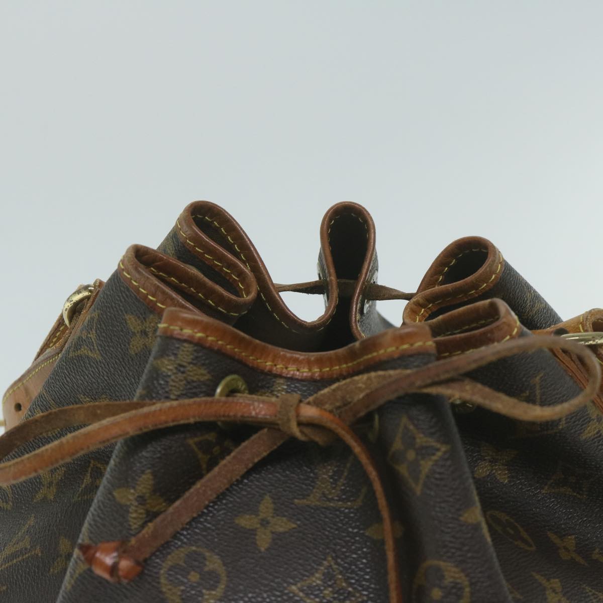 LOUIS VUITTON Monogram Petit Noe Shoulder Bag M42226 LV Auth 64090