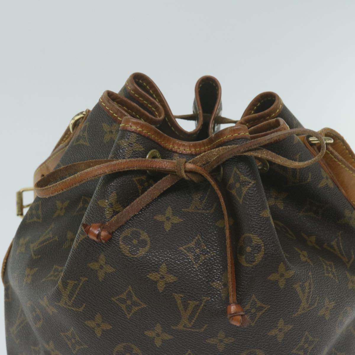 LOUIS VUITTON Monogram Petit Noe Shoulder Bag M42226 LV Auth 64090