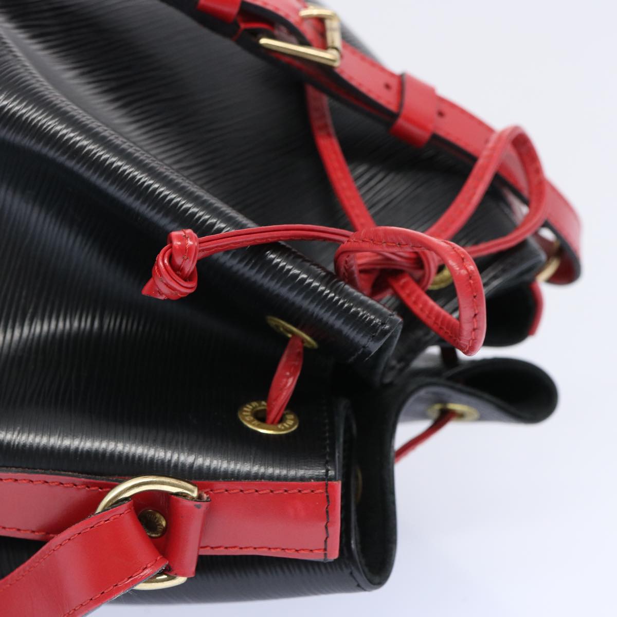 LOUIS VUITTON Epi Noe Shoulder Bag Bicolor Black Red M44017 LV Auth 64093