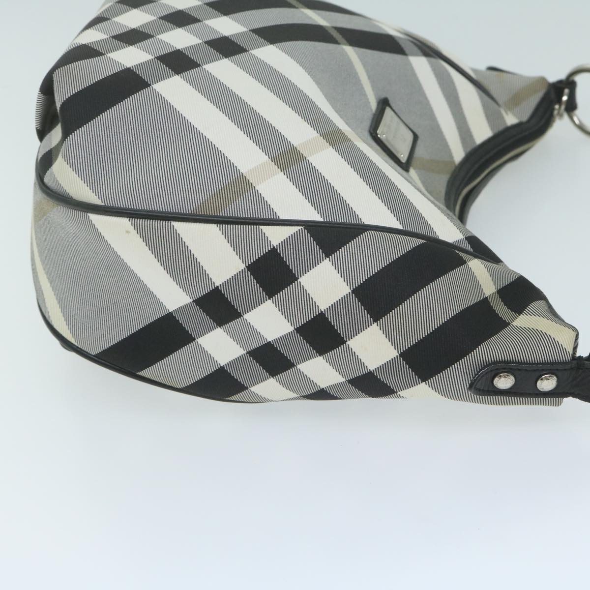 BURBERRY Nova Check Blue Label Shoulder Bag Nylon White Black Auth 64124