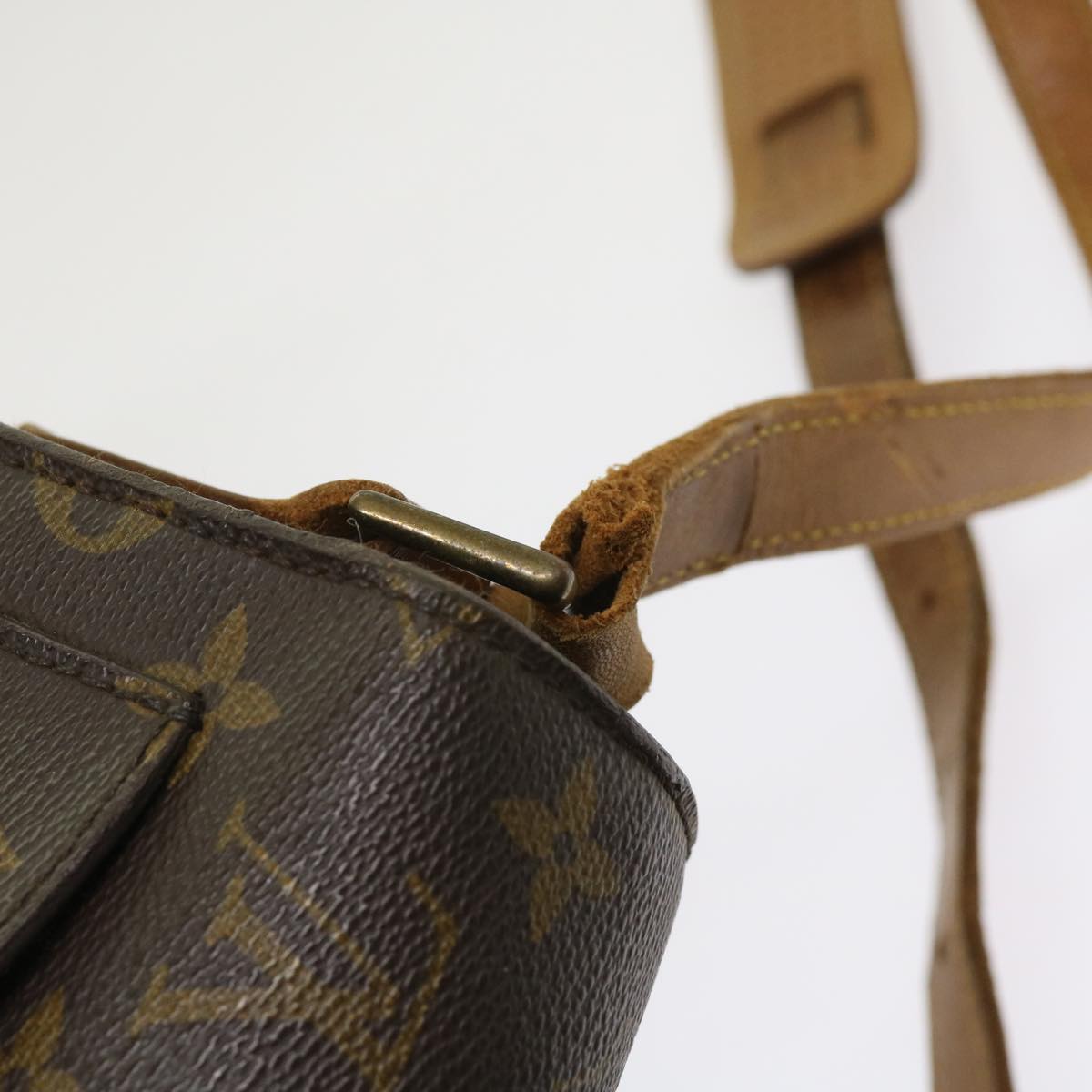 LOUIS VUITTON Monogram Saint Cloud GM Shoulder Bag M51242 LV Auth 64226