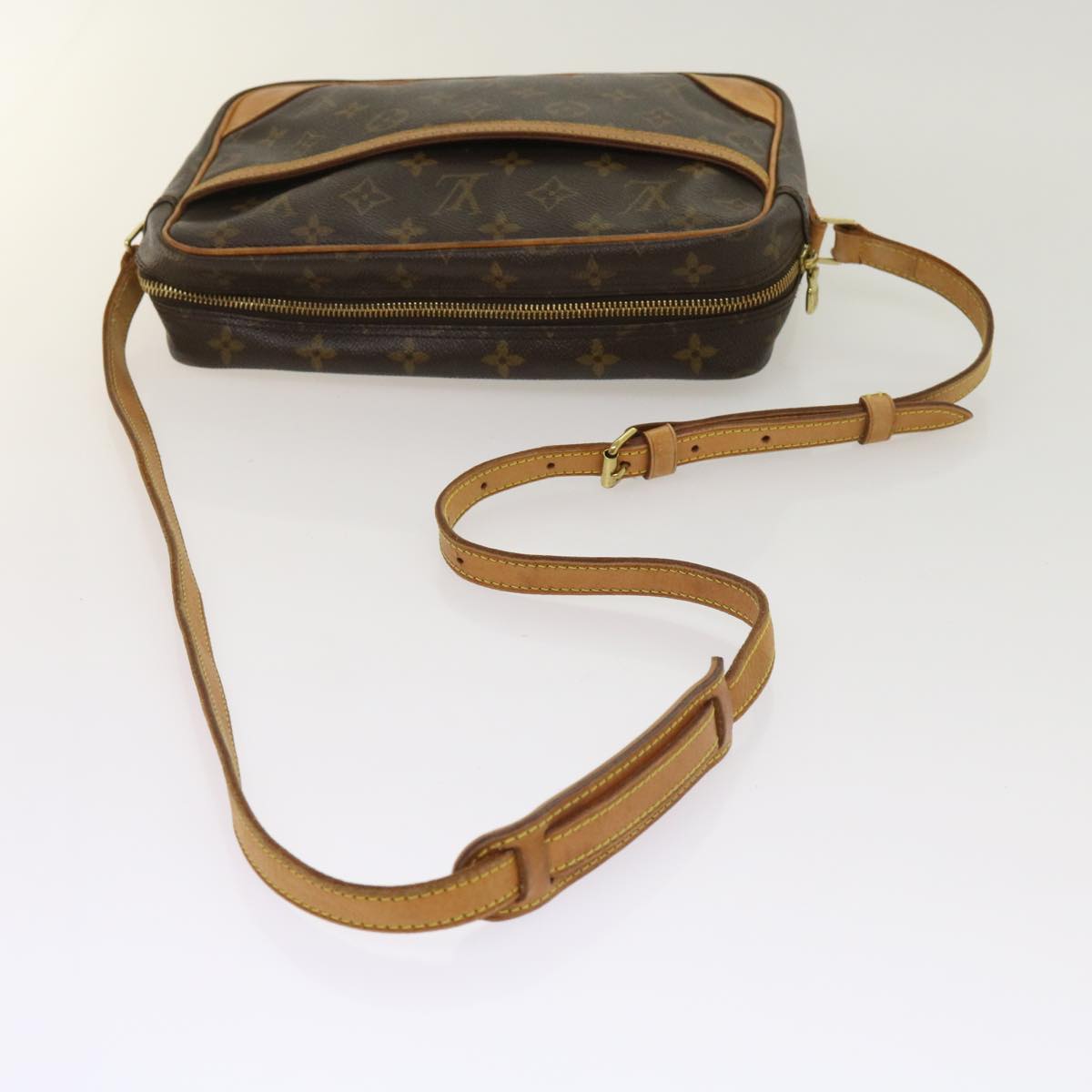 LOUIS VUITTON Monogram Trocadero 27 Shoulder Bag M51274 LV Auth 64236