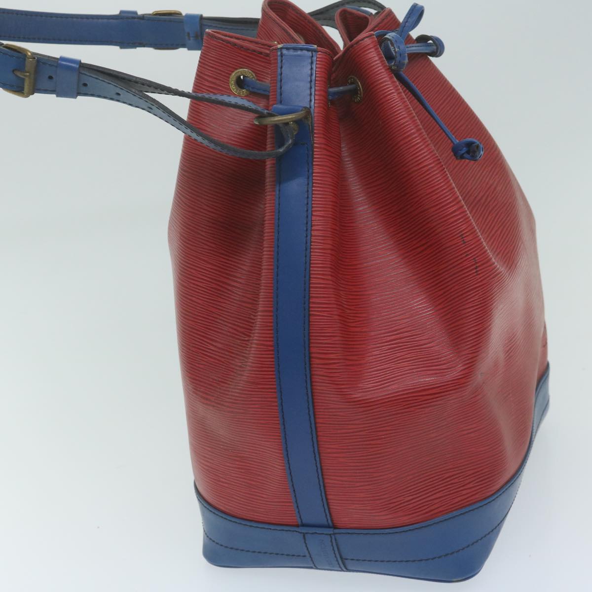 LOUIS VUITTON Epi Noe Shoulder Bag Bicolor Red Blue M44084 LV Auth 64257