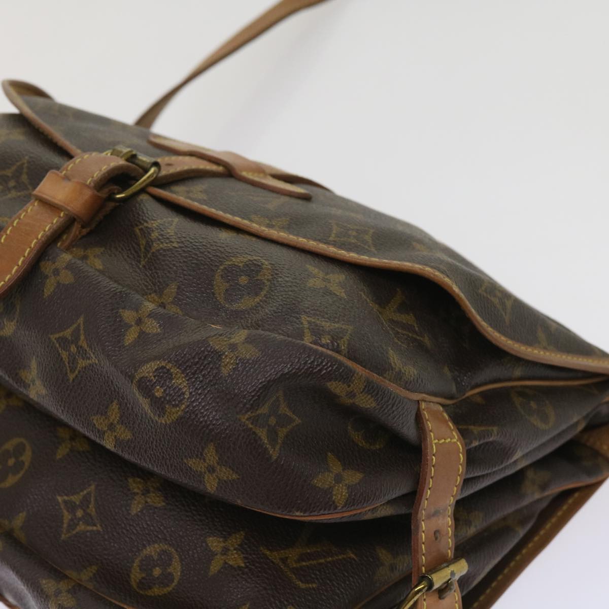 LOUIS VUITTON Monogram Saumur 30 Shoulder Bag M42256 LV Auth 64411