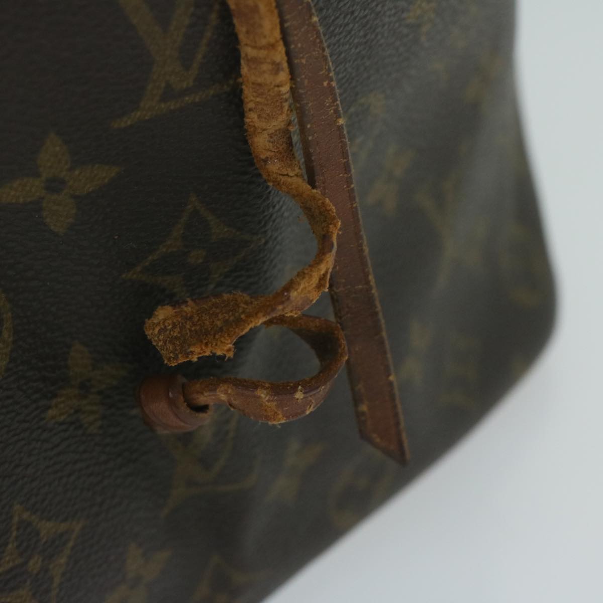 LOUIS VUITTON Monogram Petit Noe Shoulder Bag M42226 LV Auth 64565