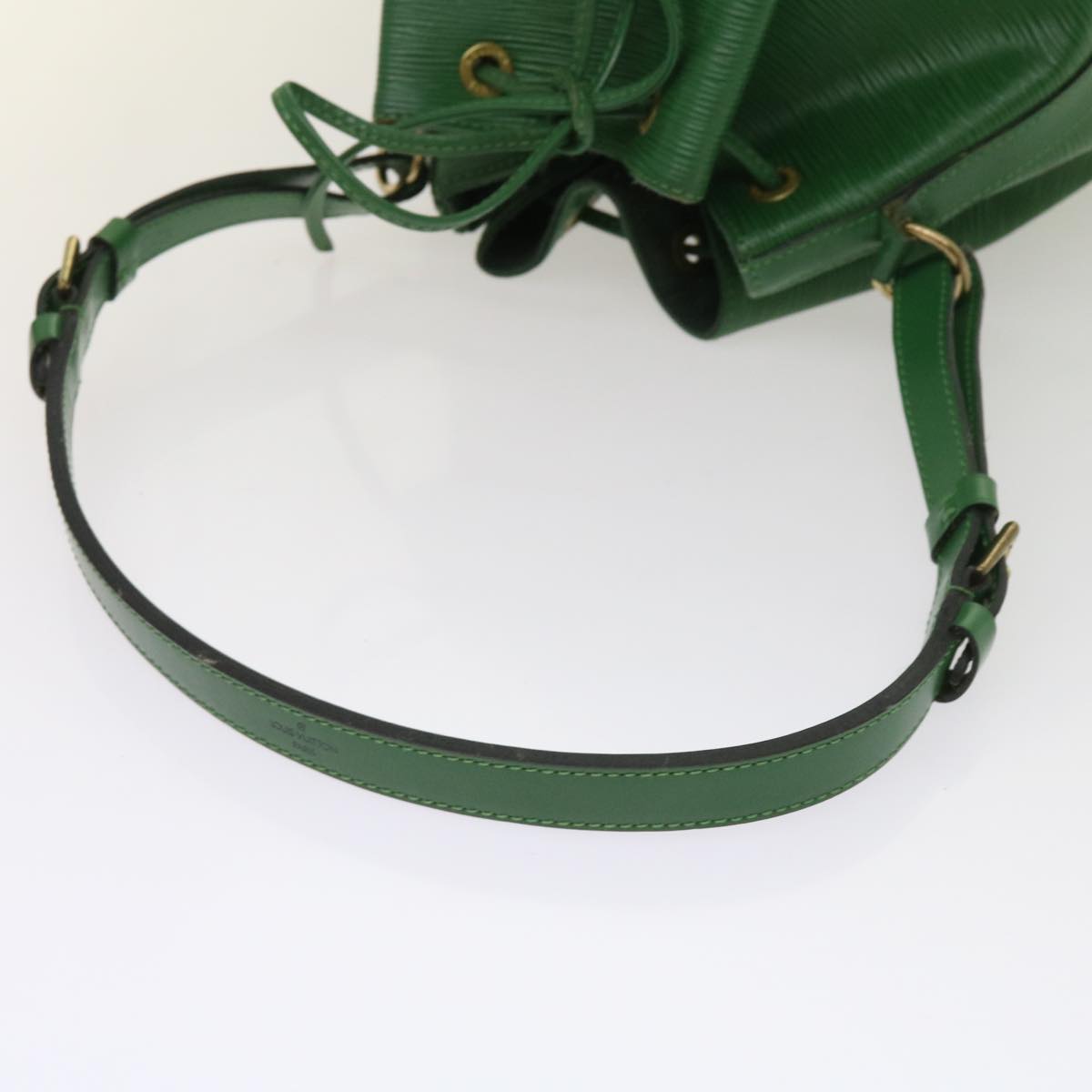 LOUIS VUITTON Epi Petit Noe Shoulder Bag Green M44104 LV Auth 64567