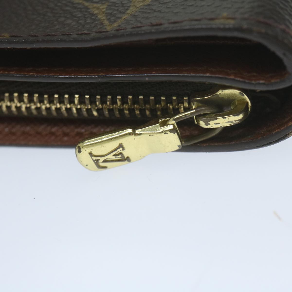 LOUIS VUITTON Monogram Compact Zip Wallet M61667 LV Auth 64627