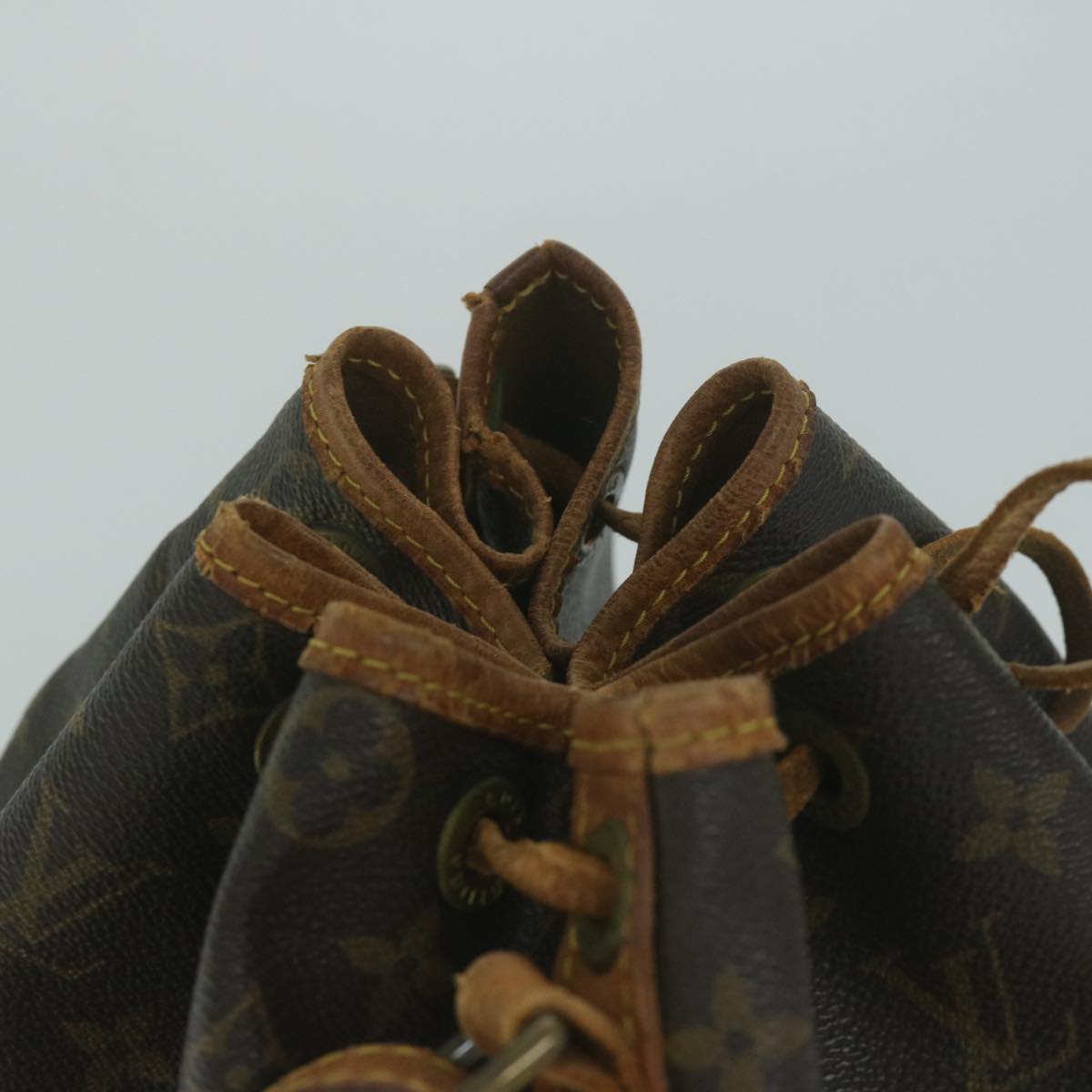 LOUIS VUITTON Monogram Noe Shoulder Bag M42224 LV Auth 64747