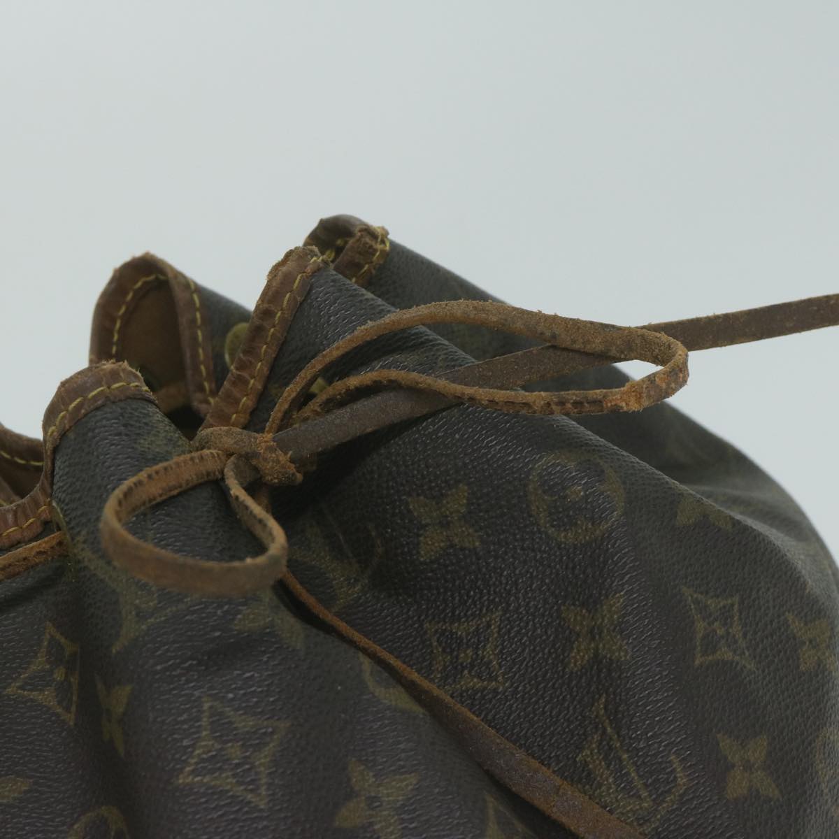 LOUIS VUITTON Monogram Petit Noe Shoulder Bag M42226 LV Auth 64748