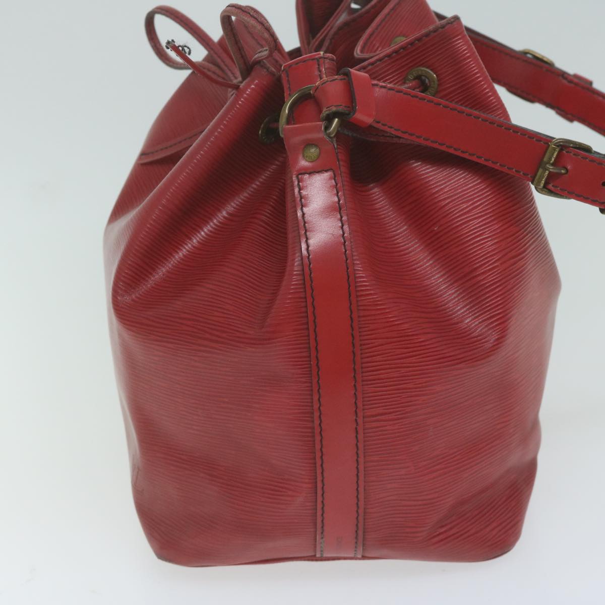 LOUIS VUITTON Epi Petit Noe Shoulder Bag Red M44107 LV Auth 64991