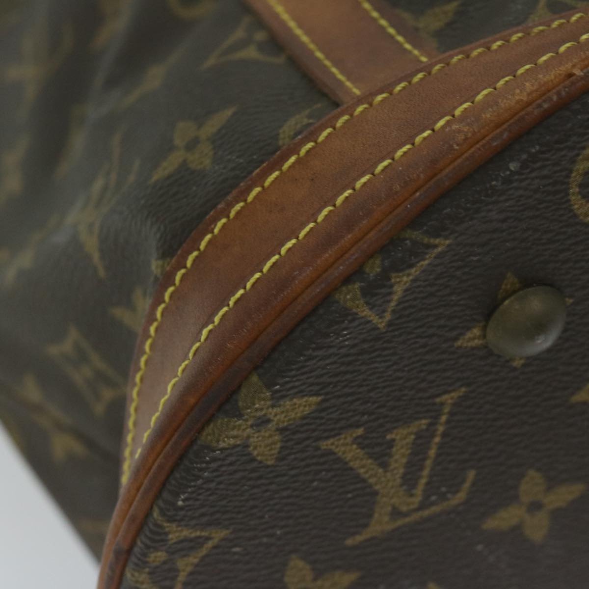 LOUIS VUITTON Monogram Bucket GM Shoulder Bag M42236 LV Auth 64998