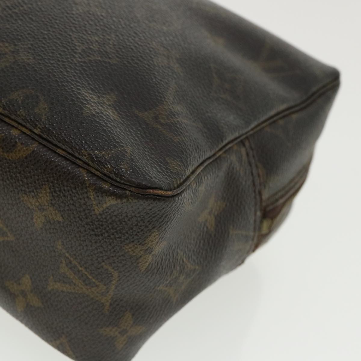 LOUIS VUITTON Monogram Trousse Toilette 28 Clutch Bag M47522 LV Auth ac1025