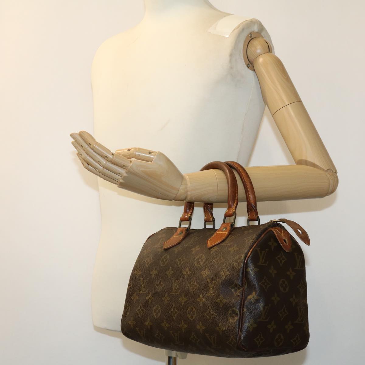 LOUIS VUITTON Monogram Speedy 25 Hand Bag M41528 LV Auth ac1069