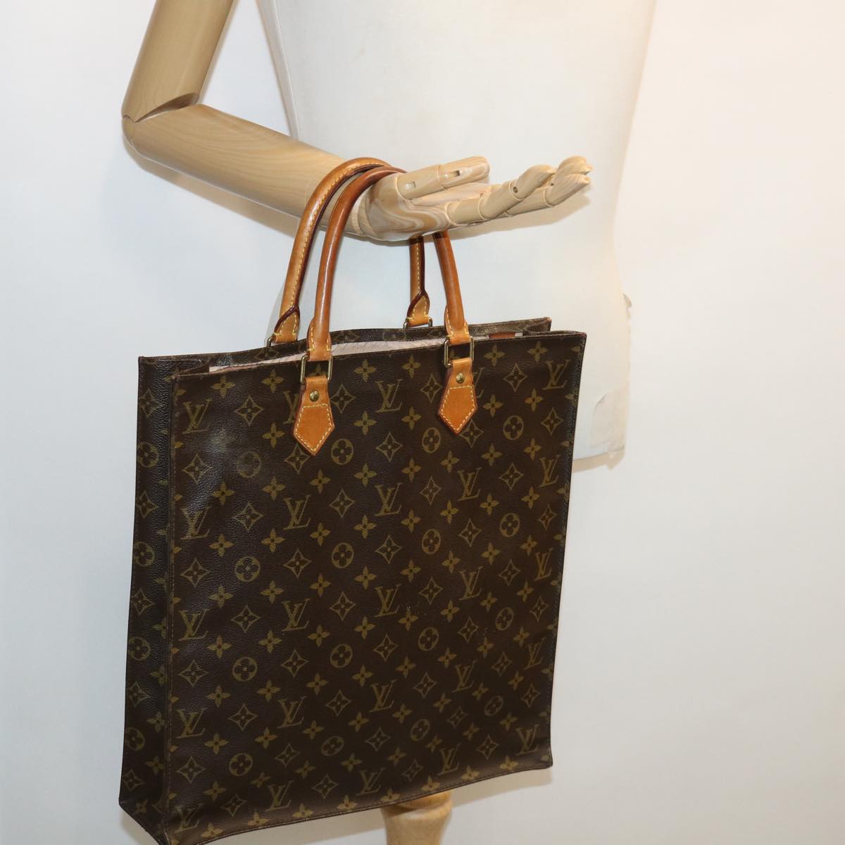 LOUIS VUITTON Monogram Sac Plat Hand Bag M51140 LV Auth ac1195