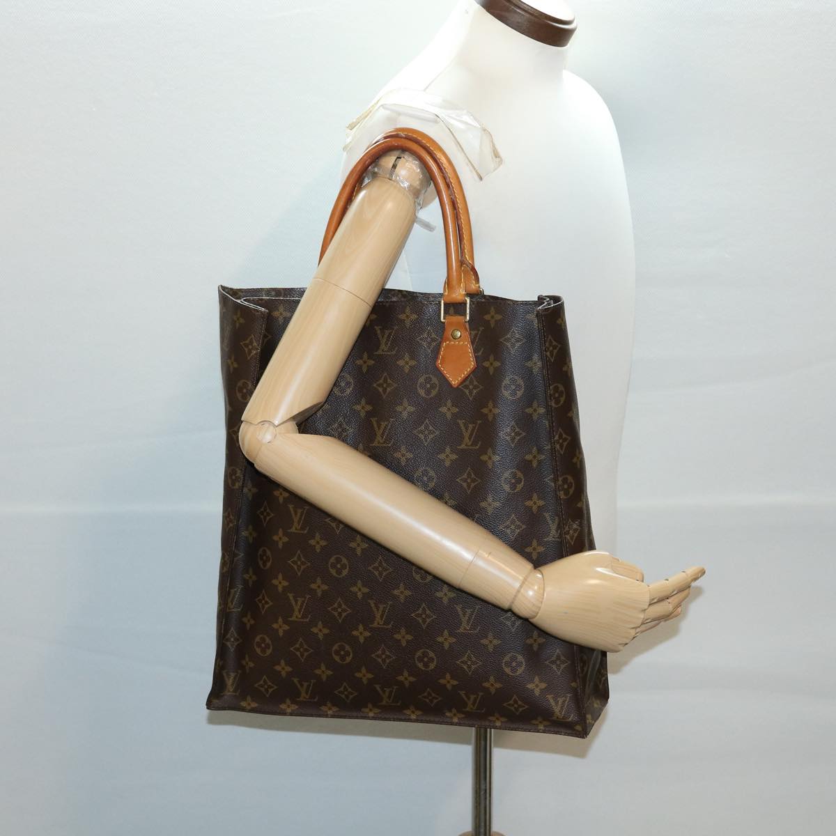 LOUIS VUITTON Monogram Sac Plat Hand Bag M51140 LV Auth ac1262