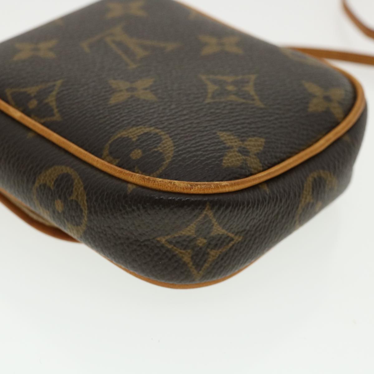 LOUIS VUITTON Monogram Pochette Cancun Shoulder Bag M60018 LV Auth ac1457