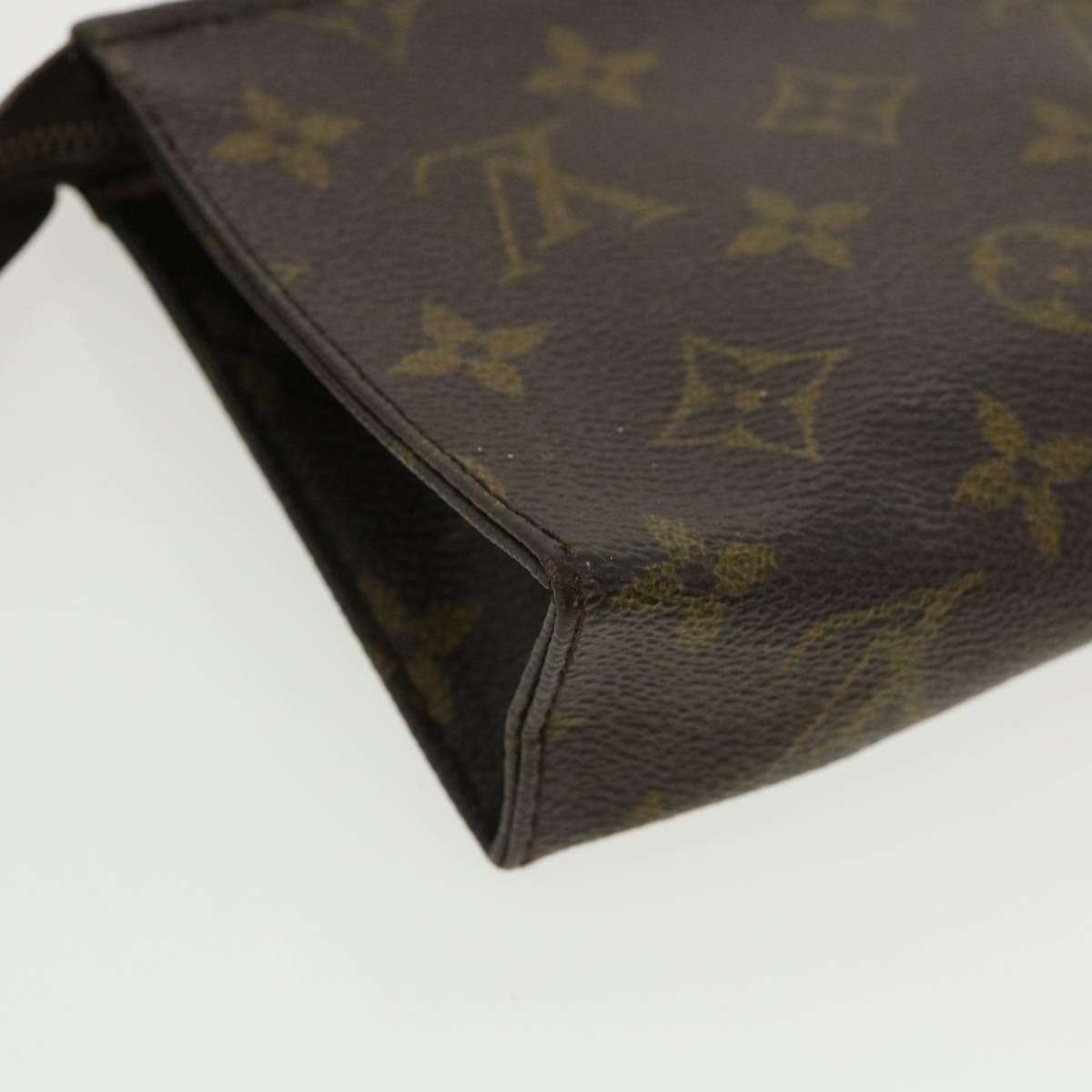 LOUIS VUITTON Monogram Poche Toilette 15 Pouch M47546 LV Auth ac1789