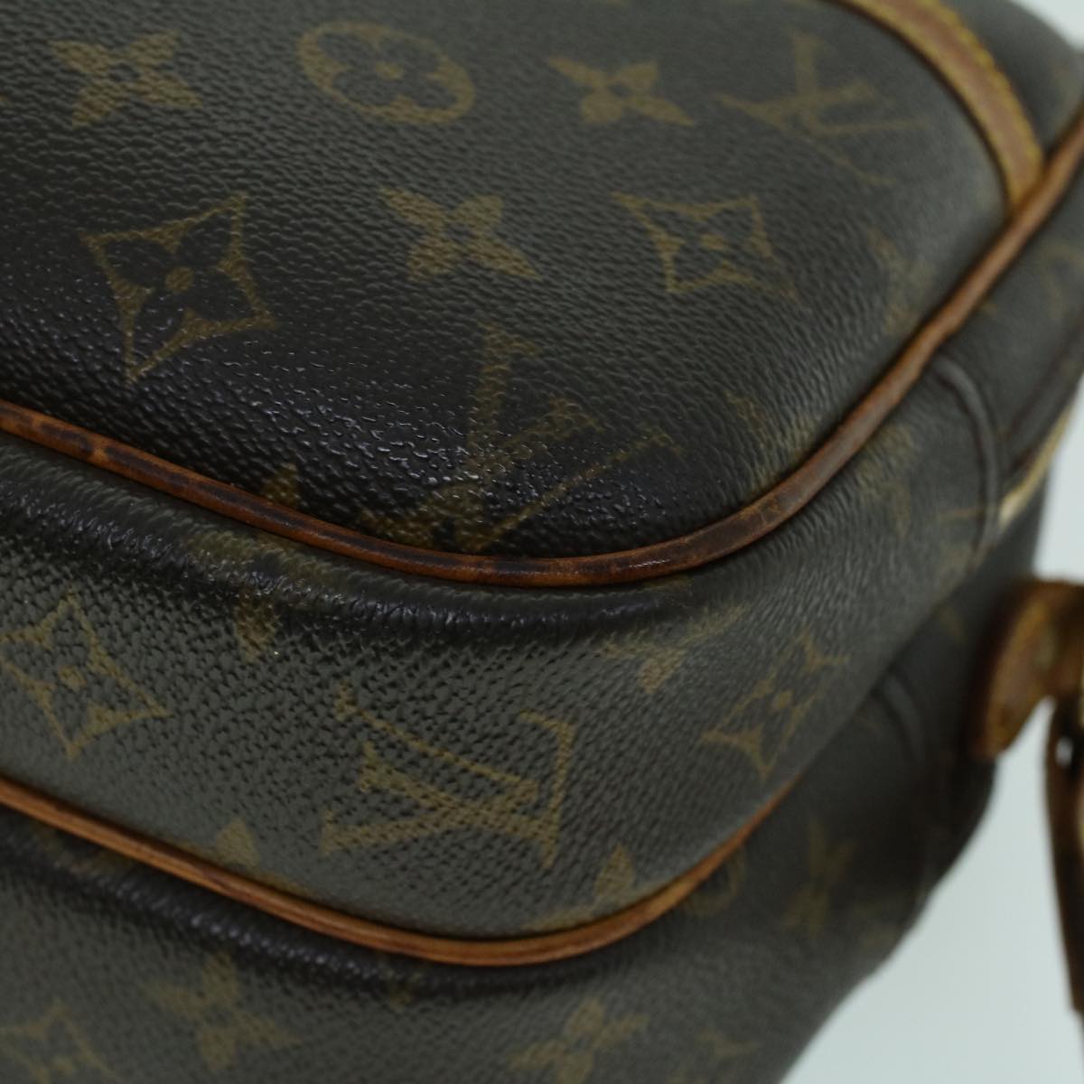 LOUIS VUITTON Monogram Reporter PM Shoulder Bag M45254 LV Auth ac2182